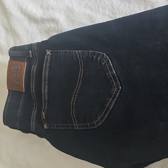 Lee Extreme Motion MVP Slim Fit Tapered Leg 33" X 32" Dark Blue - Picture 10 of 11